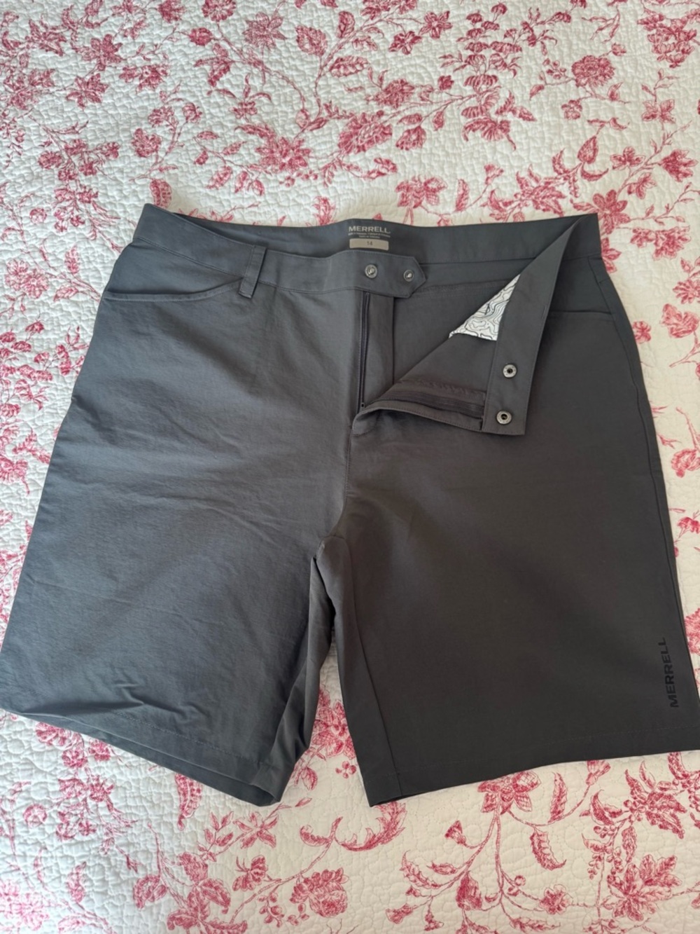 Merrell Women’s Grey Performance Shorts, Size 14
